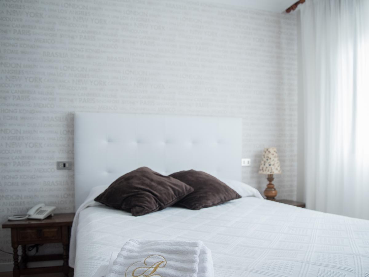 Hostal Antolin Redondela Kültér fotó